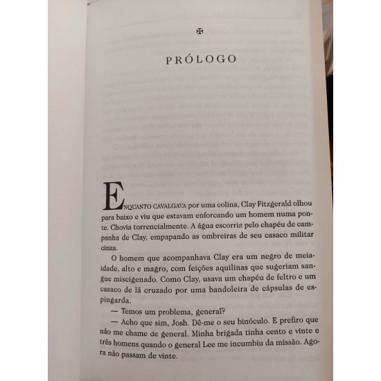 Dívida com o Demônio, Jack Higgins