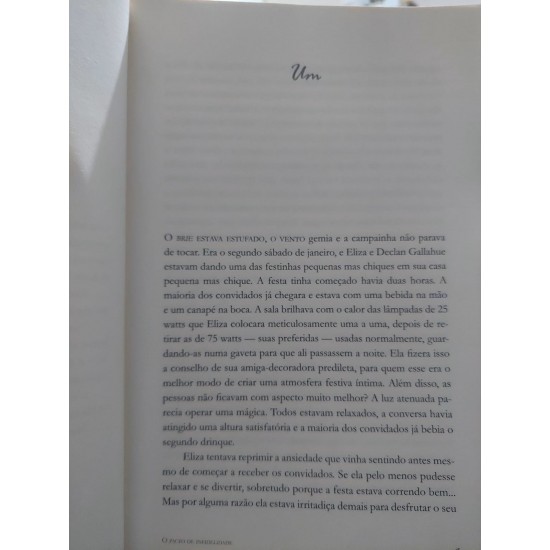 O Pacto de Infidelidade, Carrie Karasyov O Pacto de Infidelidade, Carrie Karasyov