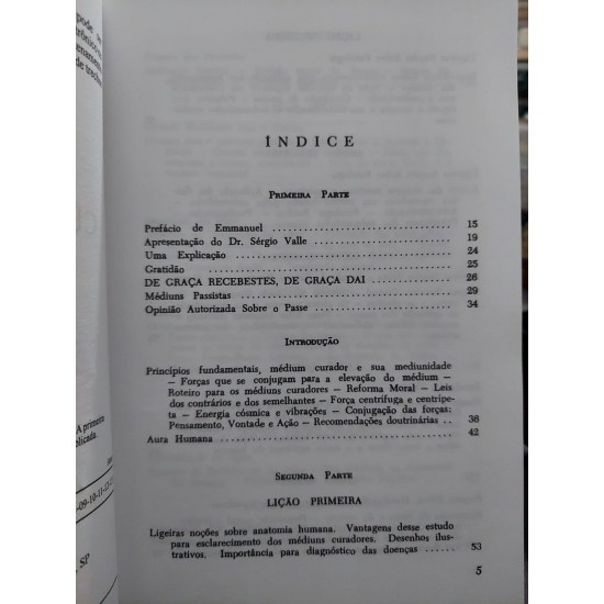 Passes e Curas Espirituais, Wenefledo der Toledo, Editora Pensamento Passes e Curas Espirituais, Wenefledo der Toledo, Editora Pensamento