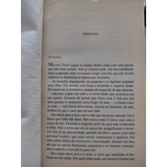 Retorno ao Passado, Carole Mortimer, Escândalo Perfeito, Melanie Milburne, Harlequin, Coleção Traição Retorno ao Passado, Carole Mortimer, Escândalo Perfeito, Melanie Milburne, Harlequin, Coleção Traição